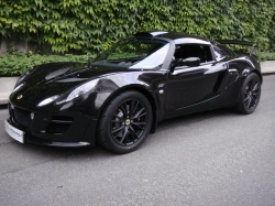 lotus_elise_noir.JPG